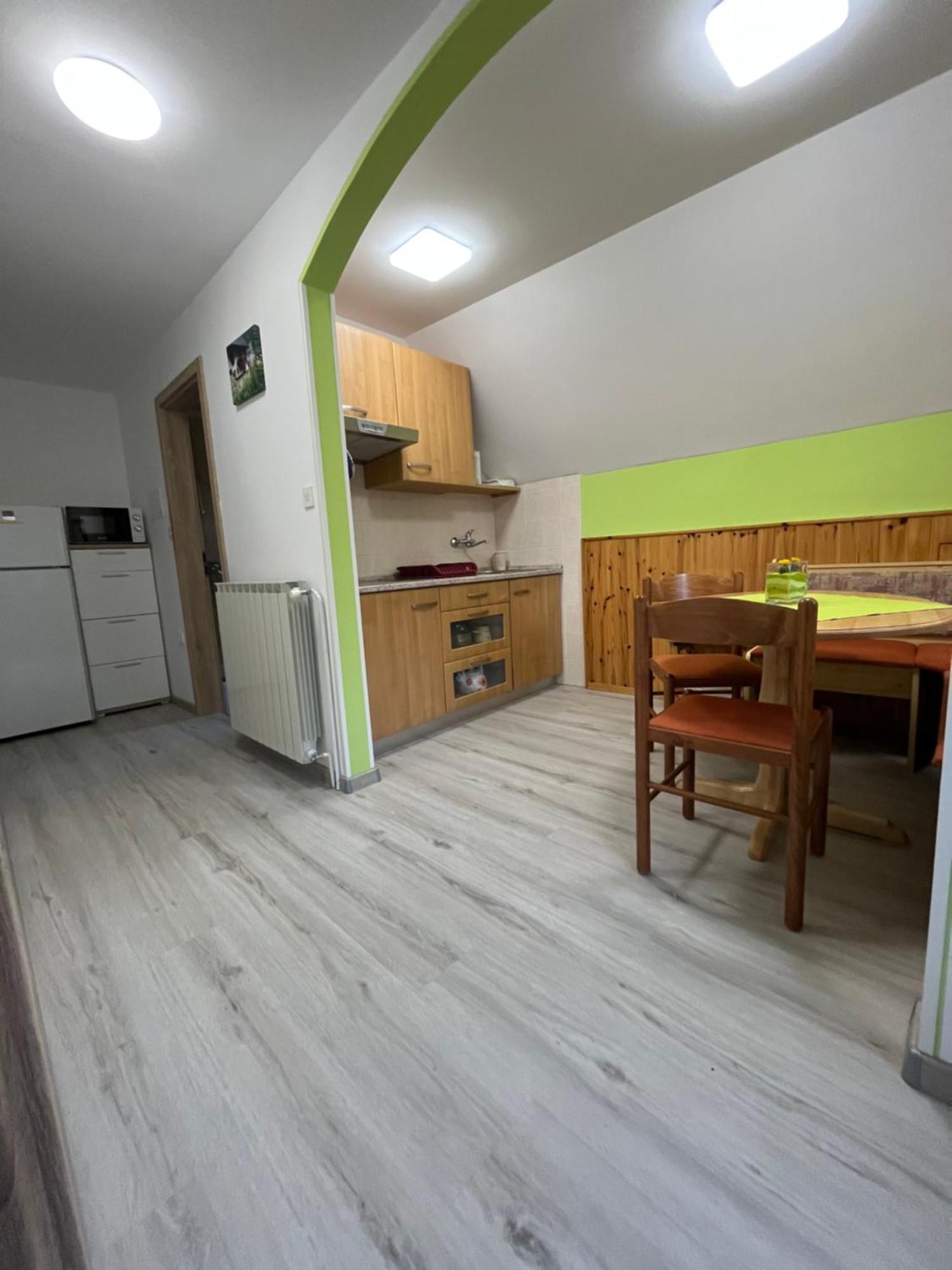 Apartmaji In Sobe Cuder 소카 객실 사진