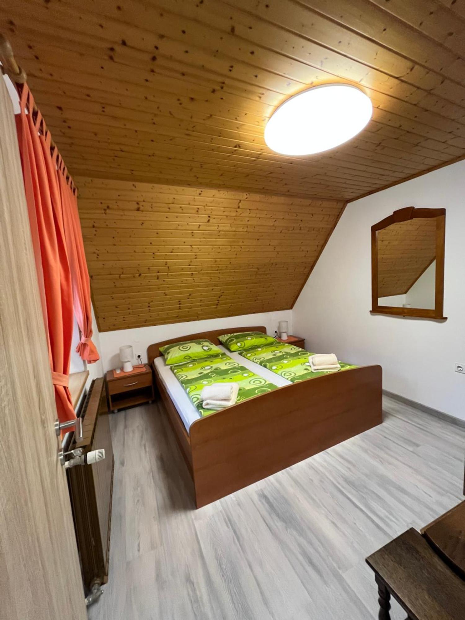 Apartmaji In Sobe Cuder 소카 객실 사진